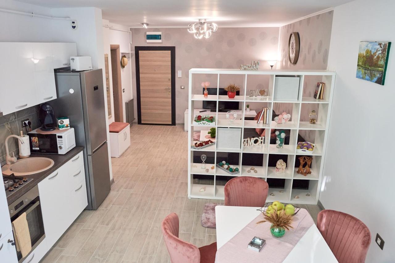 Sun Fantasea Apartment Spa N Pool Beach Resort Неводарі Екстер'єр фото